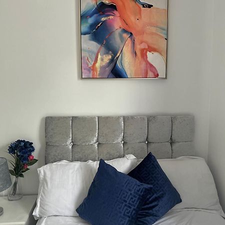 Luxury Rooms And An En-Suite Room With Free Wi-Fi Clarendon Way Колчестер Экстерьер фото